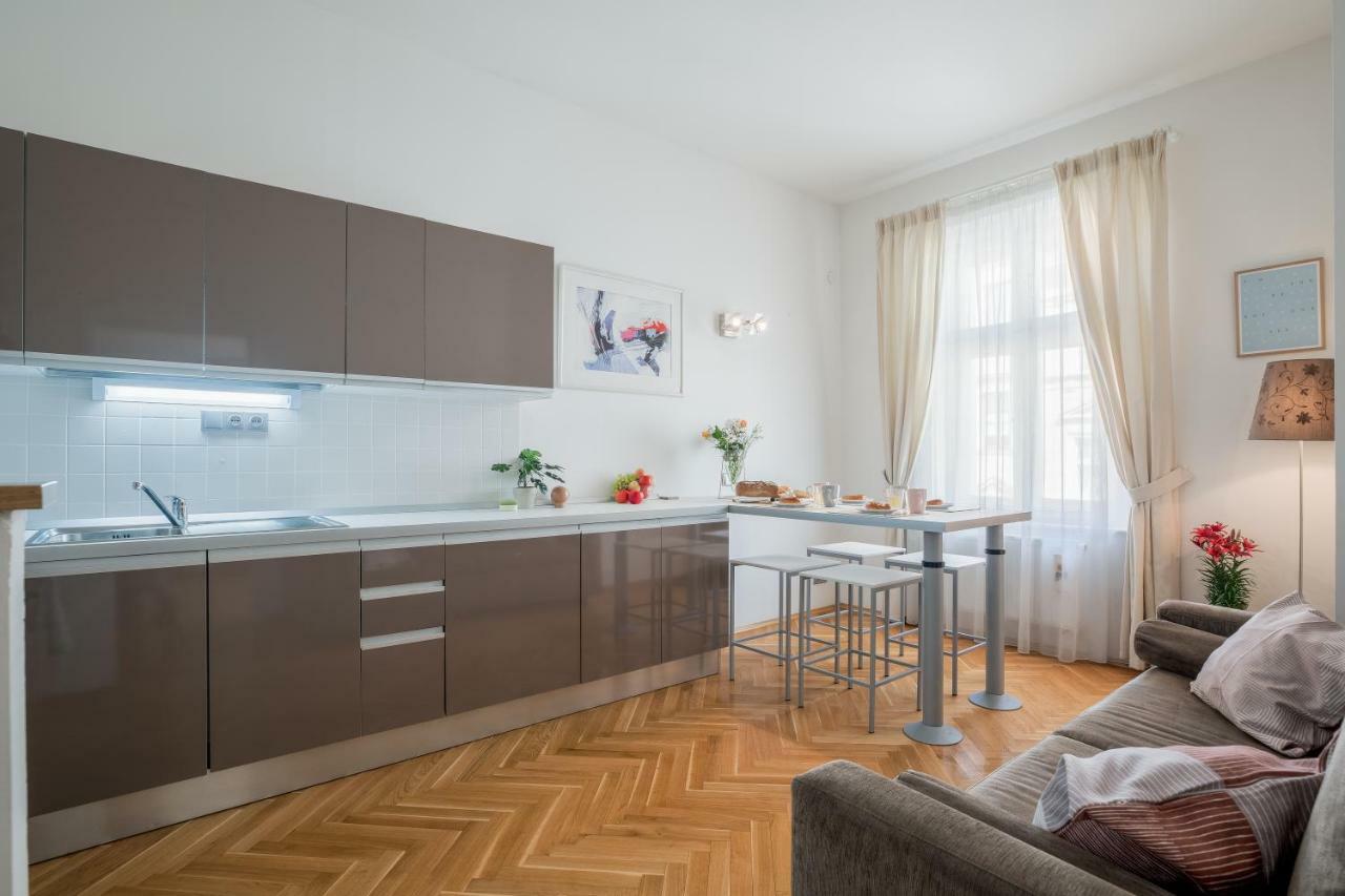 Art Apartments Prague II Buitenkant foto