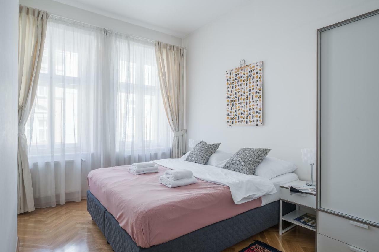 Art Apartments Prague II Buitenkant foto